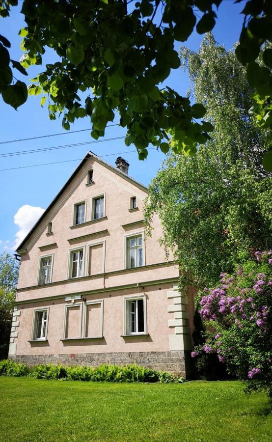 Hotel Pokoje W Starym Mlynie Kudowa-Zdrój Esterno foto