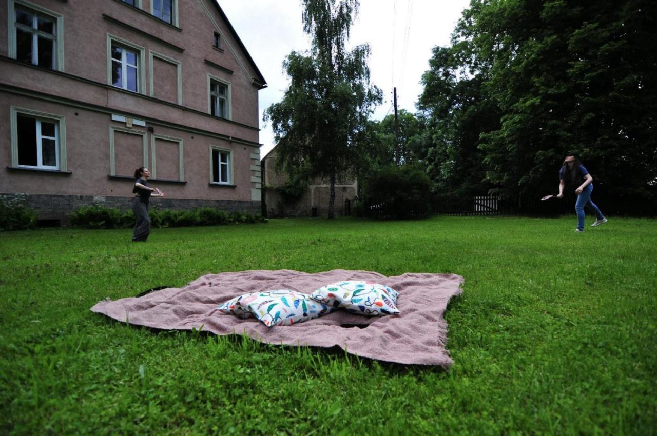 Hotel Pokoje W Starym Mlynie Kudowa-Zdrój Esterno foto